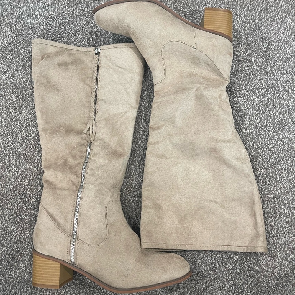 Tall wide shaft boots🍂